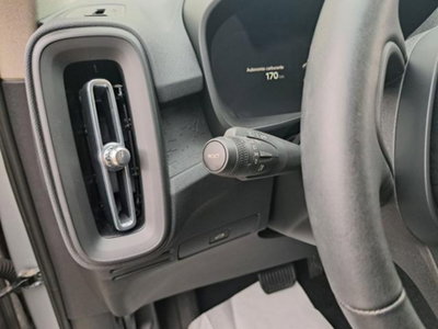 Volvo XC40 B3 automatico Essential (7)