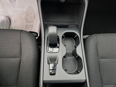 Volvo XC40 B3 automatico Essential (9)