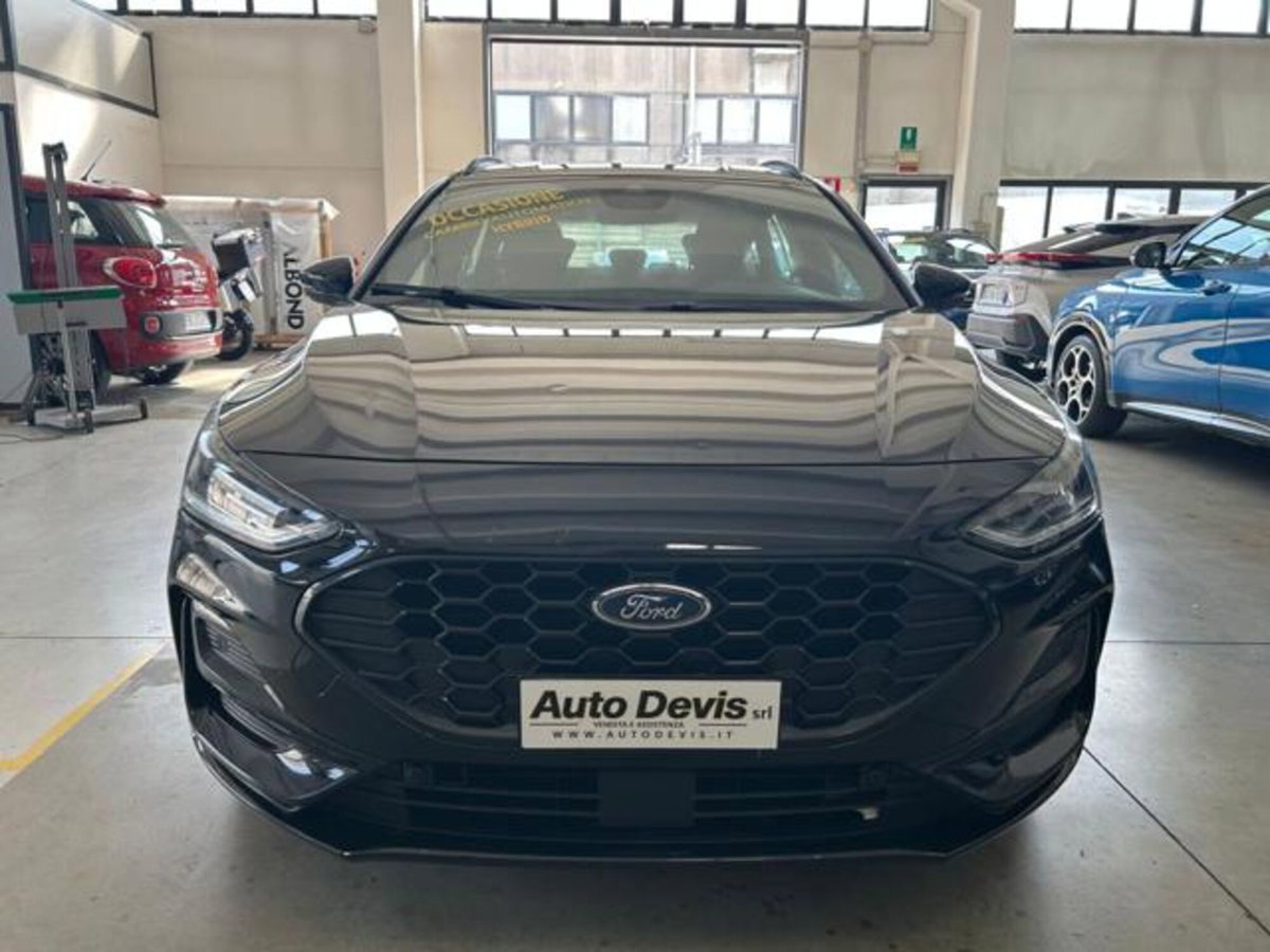Ford Focus Station Wagon 1.0 EcoBoost Hybrid 155 CV SW ST-Line X (3)
