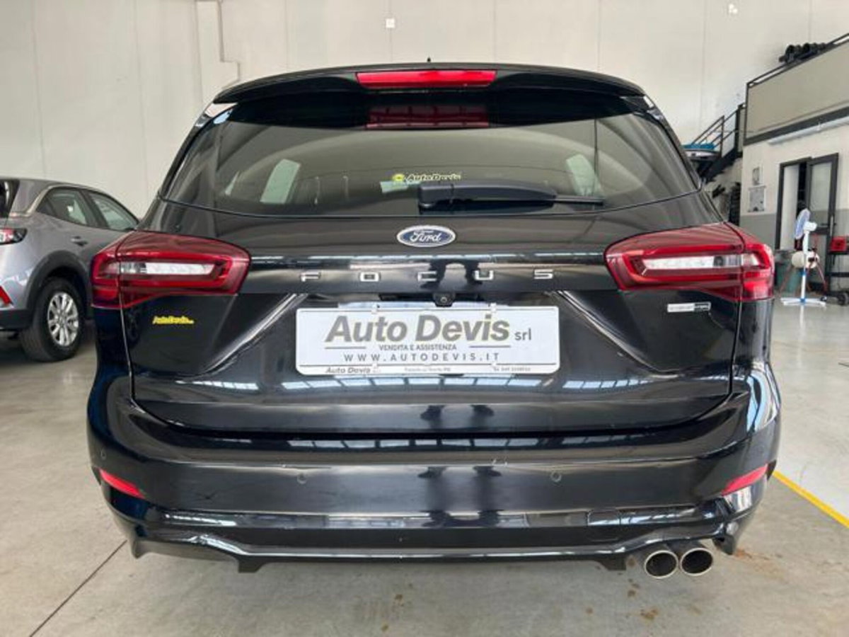 Ford Focus Station Wagon 1.0 EcoBoost Hybrid 155 CV SW ST-Line X (4)