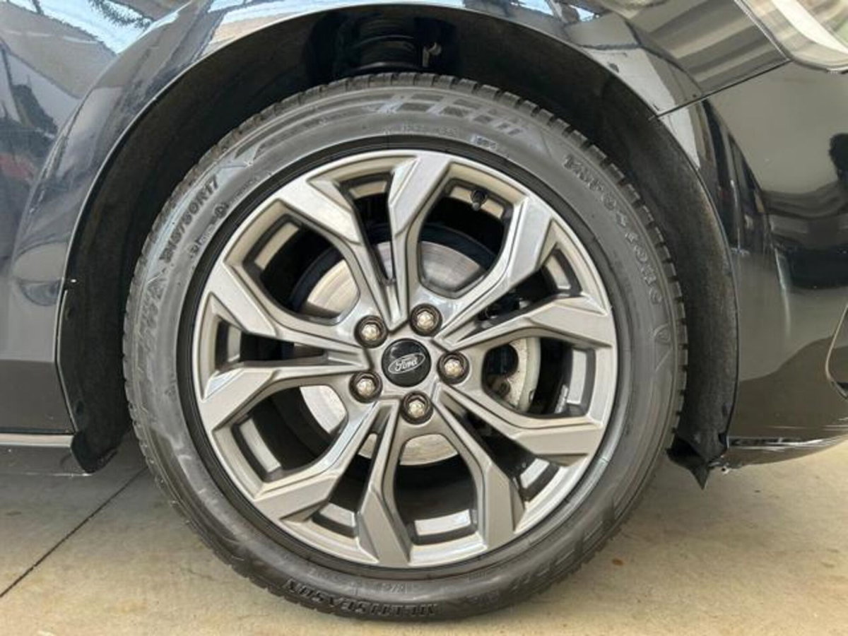 Ford Focus Station Wagon 1.0 EcoBoost Hybrid 155 CV SW ST-Line X (5)