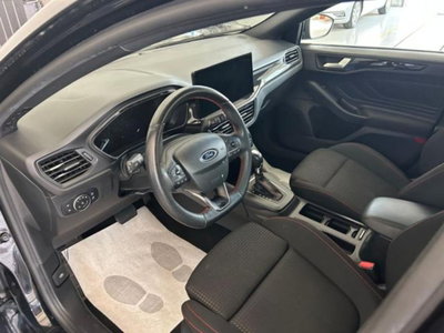 Ford Focus Station Wagon 1.0 EcoBoost Hybrid 155 CV SW ST-Line X (6)