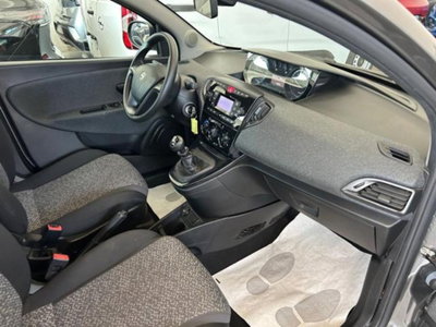 Lancia Ypsilon 1.0 FireFly 5 porte S&S Hybrid Ecochic UnYca (13)