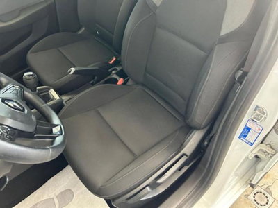 Renault Clio Blue dCi 85 CV 5 porte Business (9)