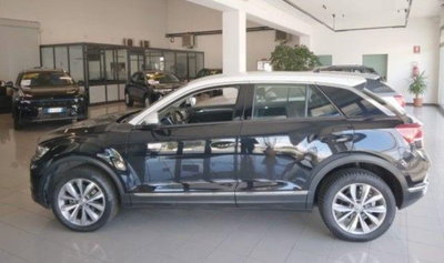 Volkswagen T-Roc 1.5 tsi R-Line (3)