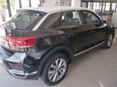 Volkswagen T-Roc 1.5 tsi R-Line (4)