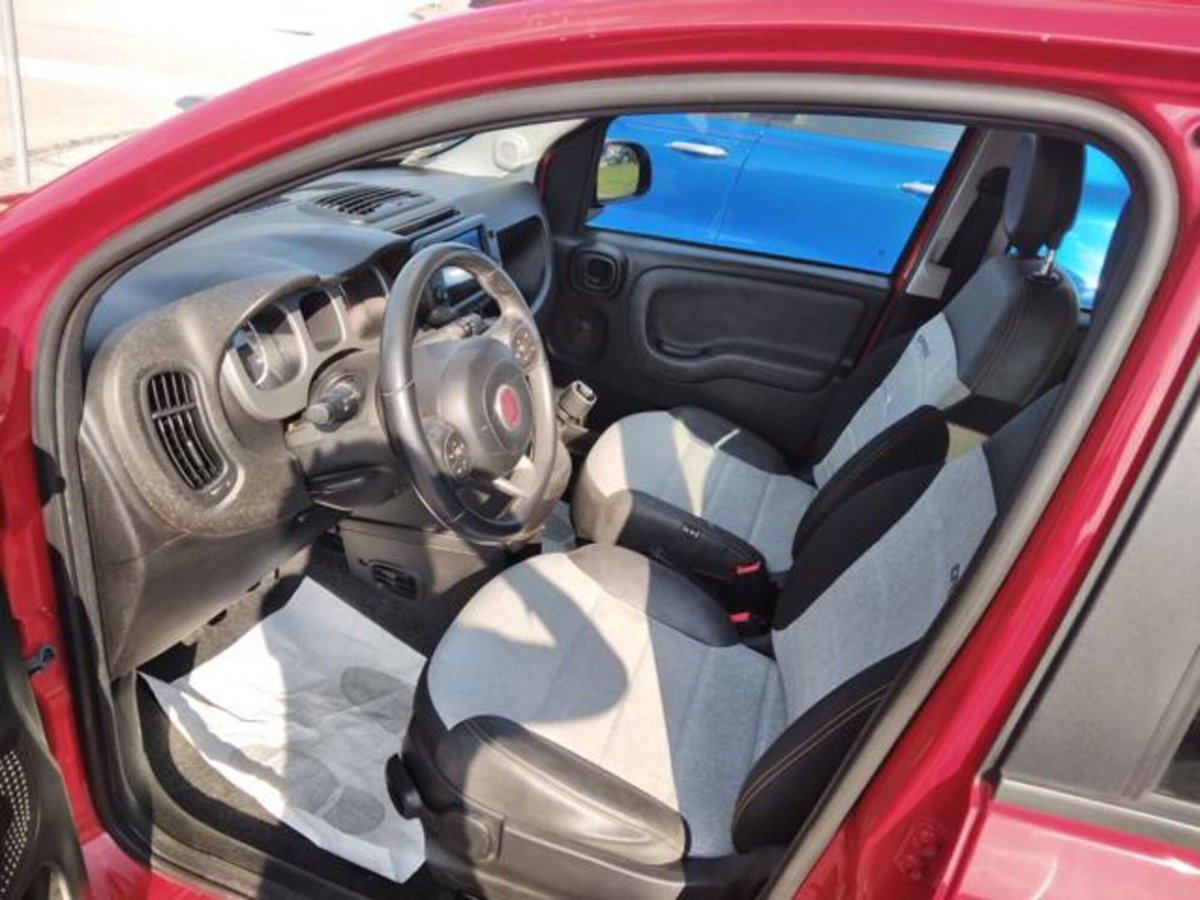 Fiat Panda 1.0 FireFly S&S Hybrid City Cross (6)