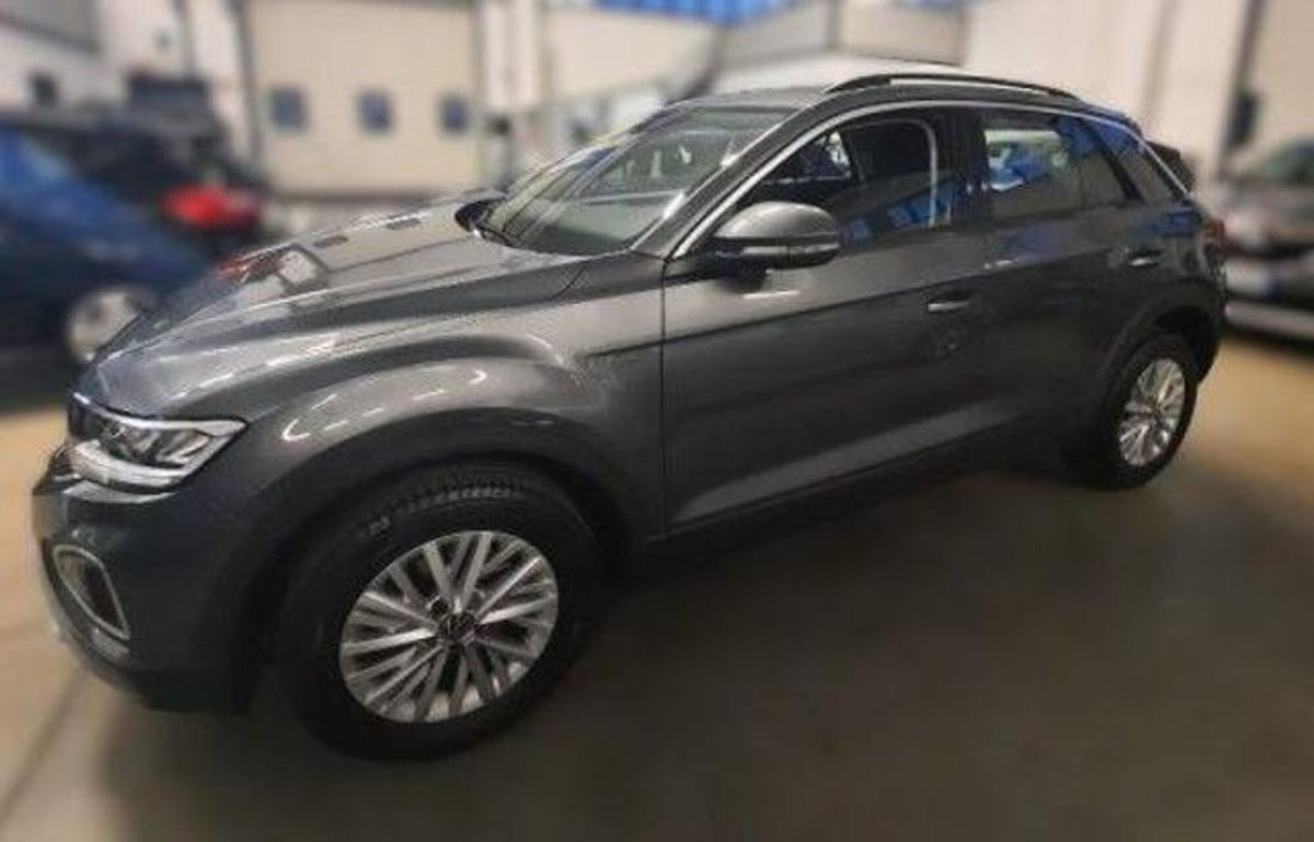 Volkswagen T-Roc 1.0 TSI Life (3)