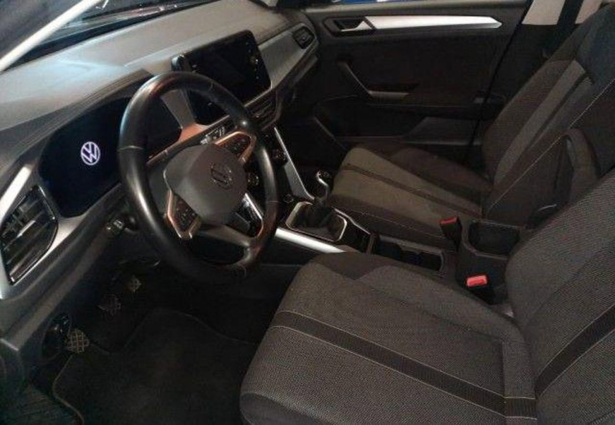 Volkswagen T-Roc 1.0 TSI Life (8)