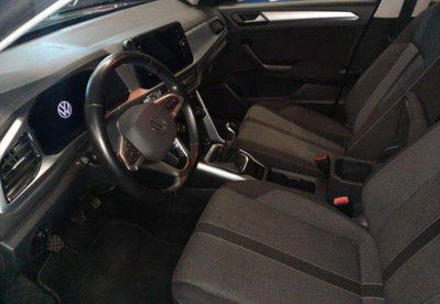 Volkswagen T-Roc 1.0 TSI Life (8)