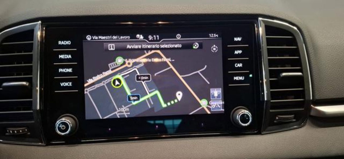 Skoda Karoq 2.0 tdi Sportline 115cv (20)
