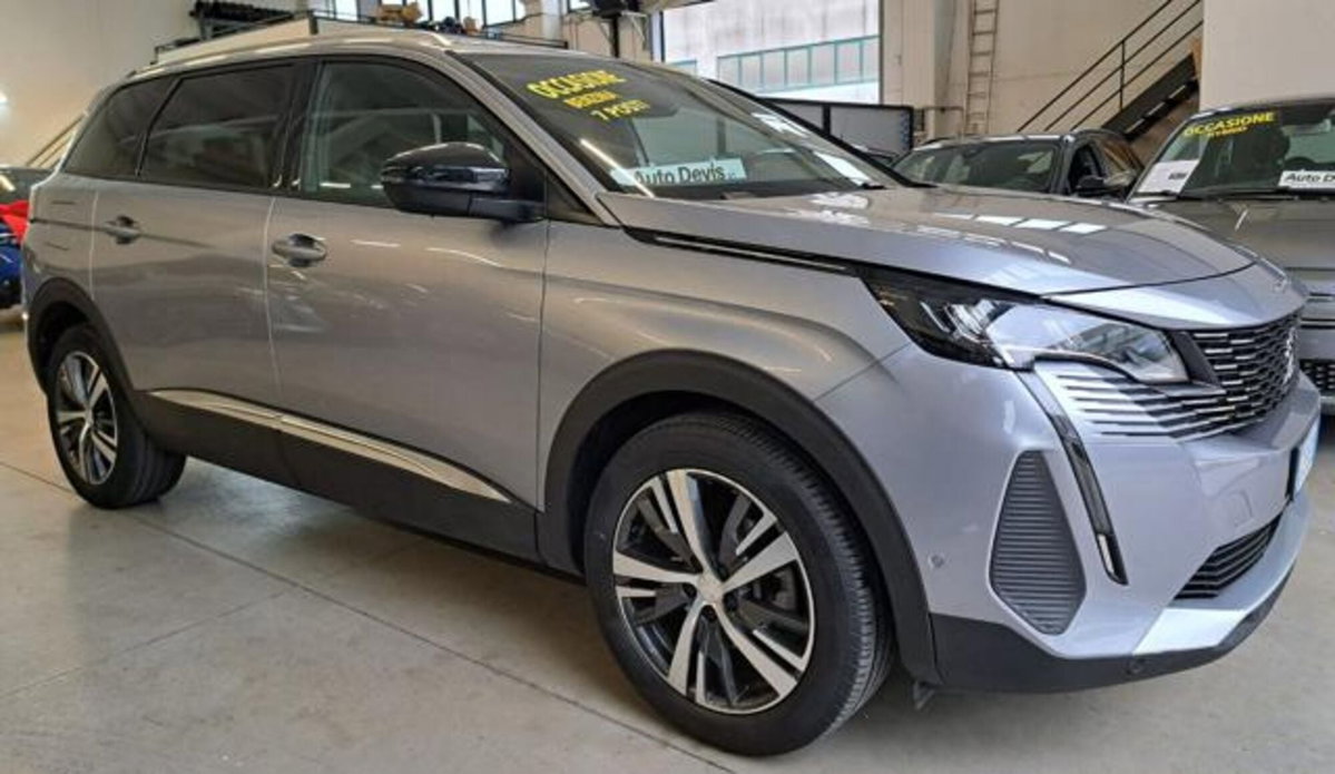 Peugeot 5008 PureTech Turbo 130 S&S Allure (3)