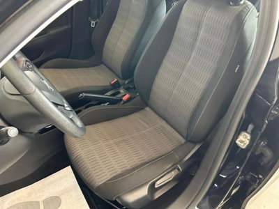 Opel Corsa 1.2 Edition (8)