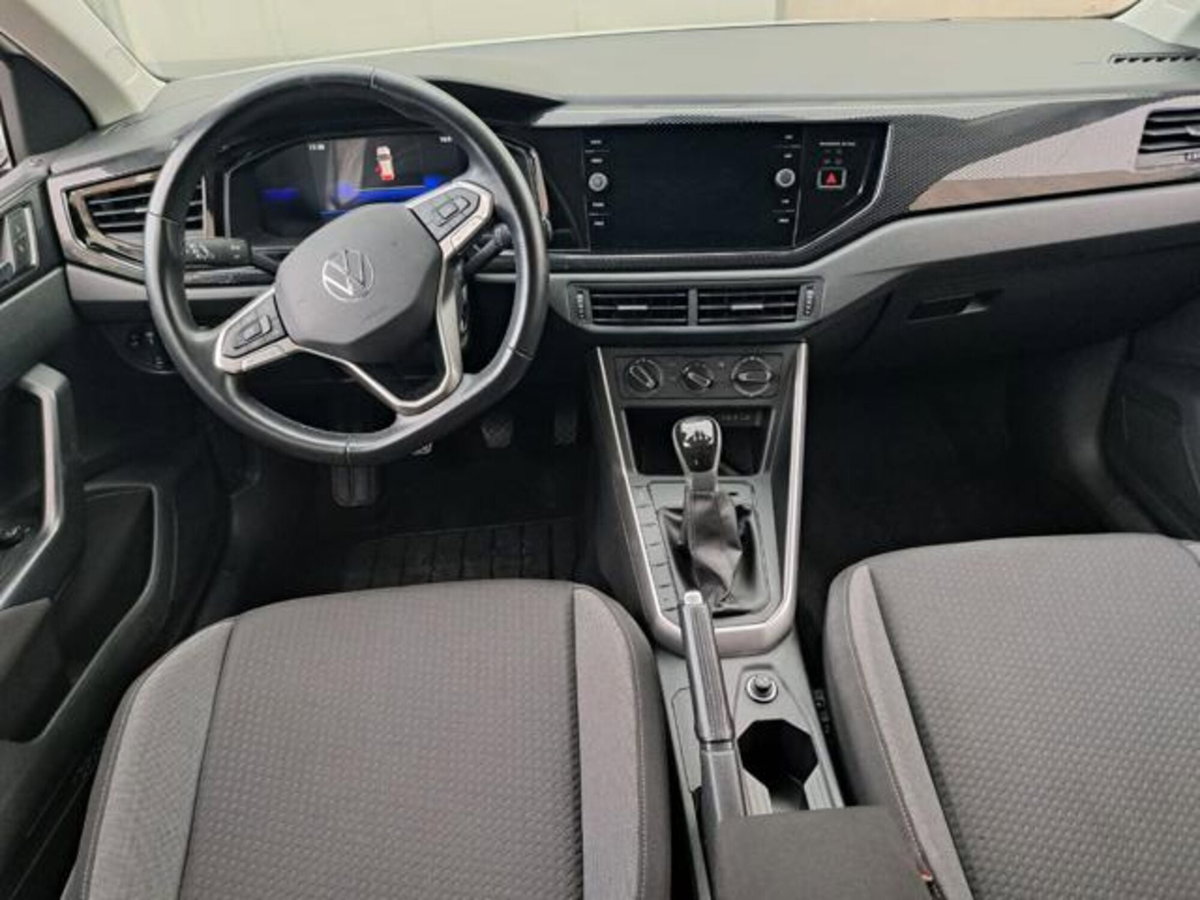 Volkswagen Taigo 1.0 tsi Edition 110cv (16)