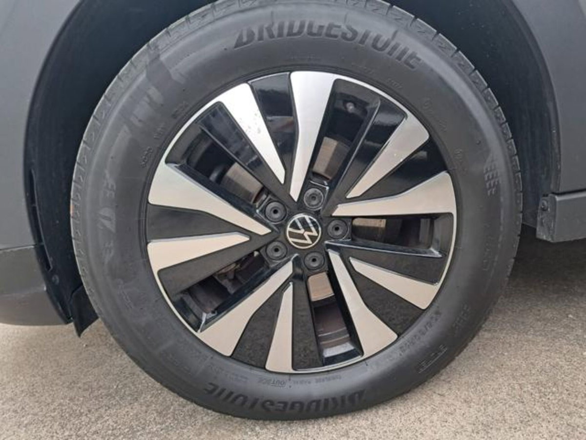 Volkswagen Taigo 1.0 tsi Edition 110cv (2)