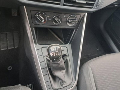 Volkswagen Taigo 1.0 tsi Edition 110cv (9)