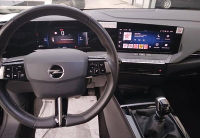 Opel Astra 1.2 Turbo 110 CV Elegance (10)