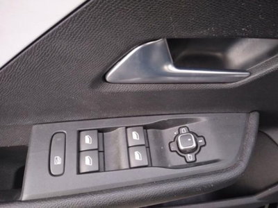 Opel Astra 1.2 Turbo 110 CV Elegance (8)