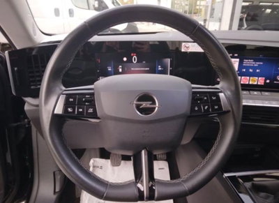 Opel Astra 1.2 Turbo 110 CV Elegance (9)