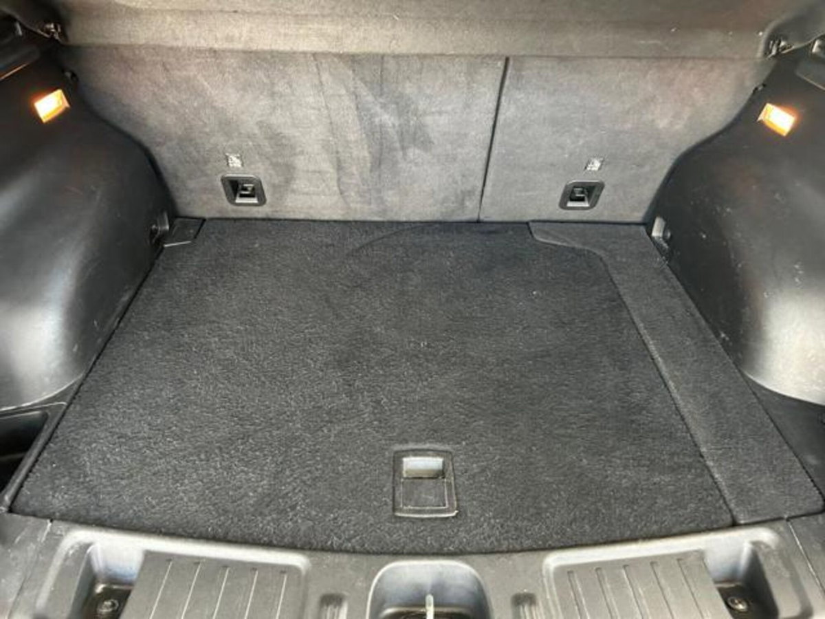 Jeep Compass 1.3 T4 190CV PHEV AT6 4xe Limited (14)