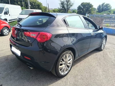 Alfa Romeo Giulietta 2.0 JTDm Super 150cv (6)