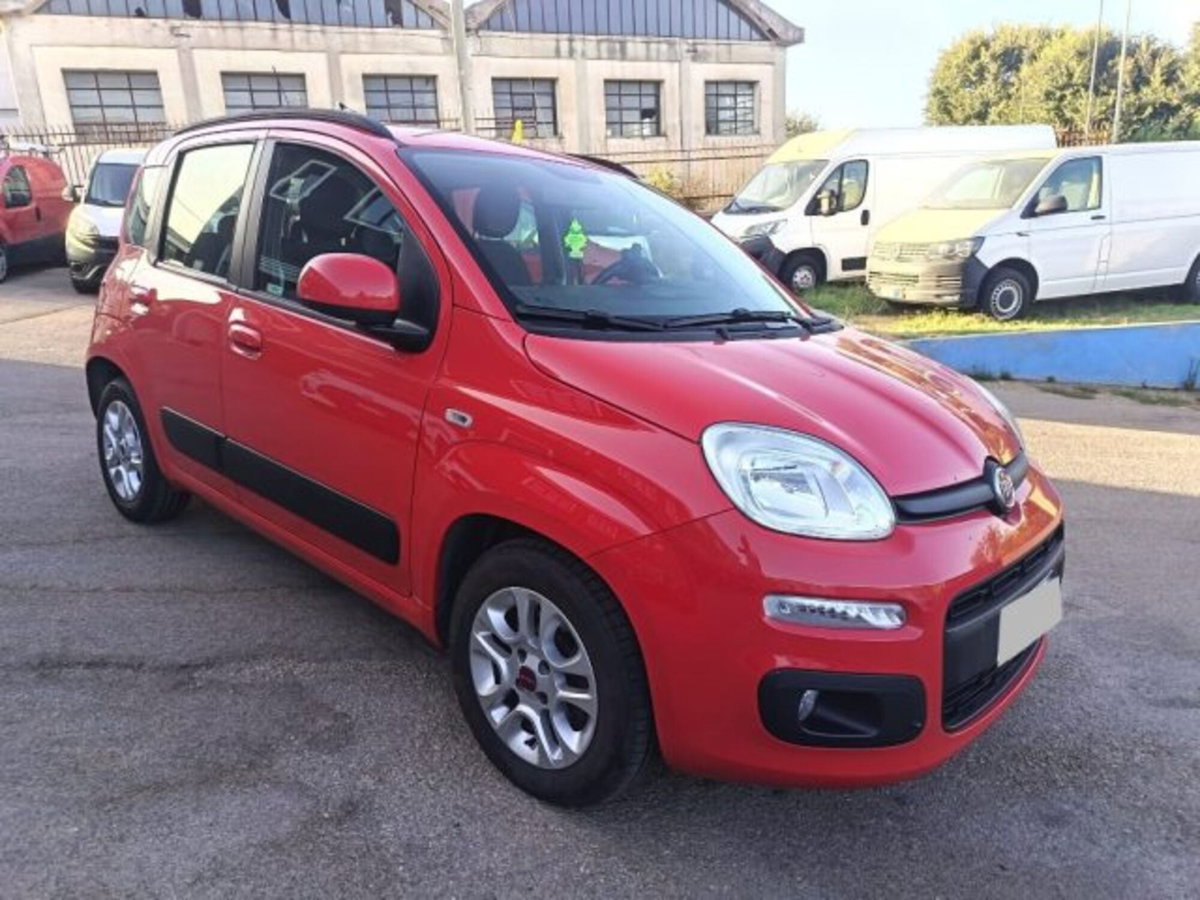 Fiat Panda 1.3 MJT 95 CV S&S Lounge (2)