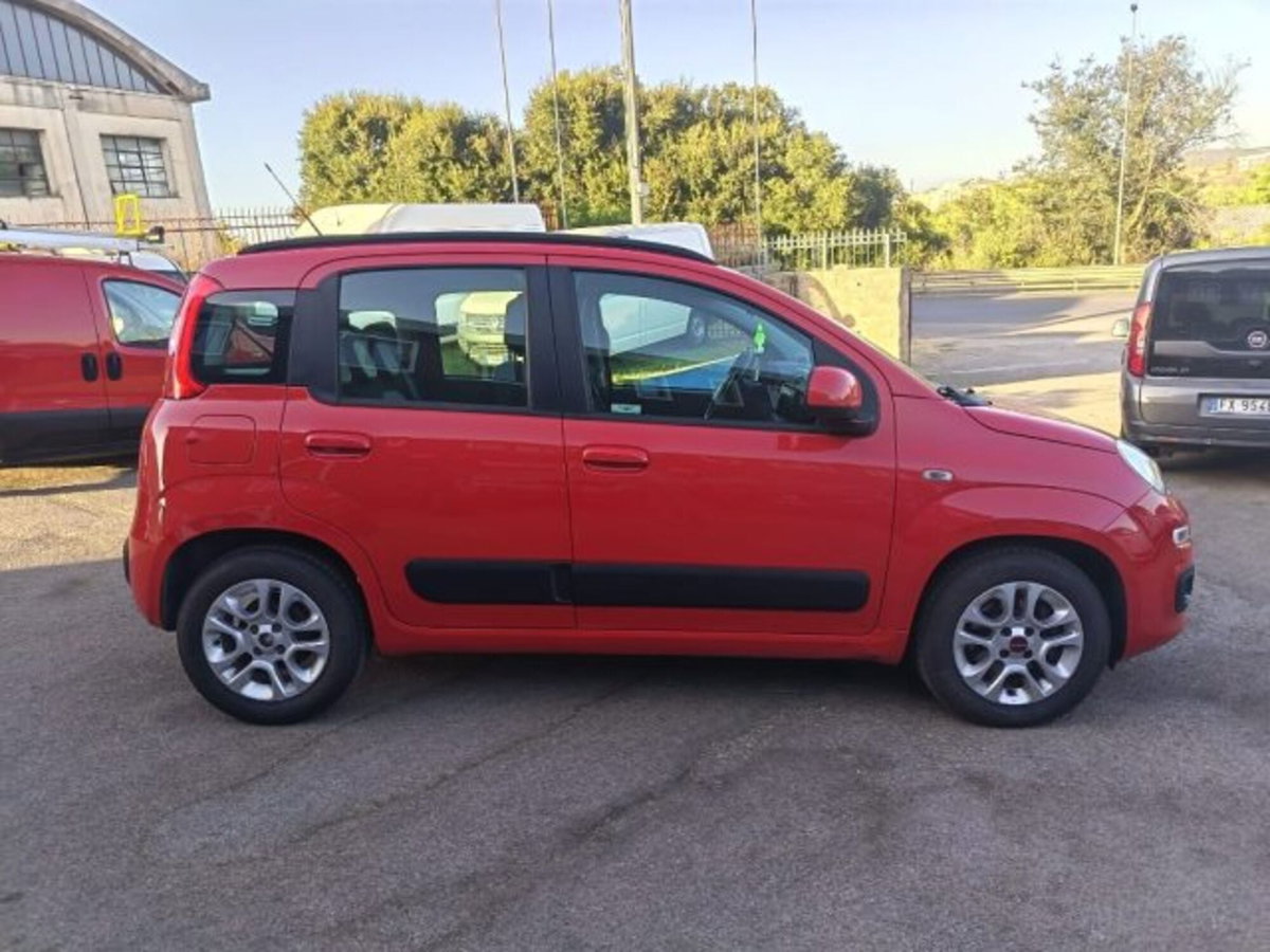Fiat Panda 1.3 MJT 95 CV S&S Lounge (5)