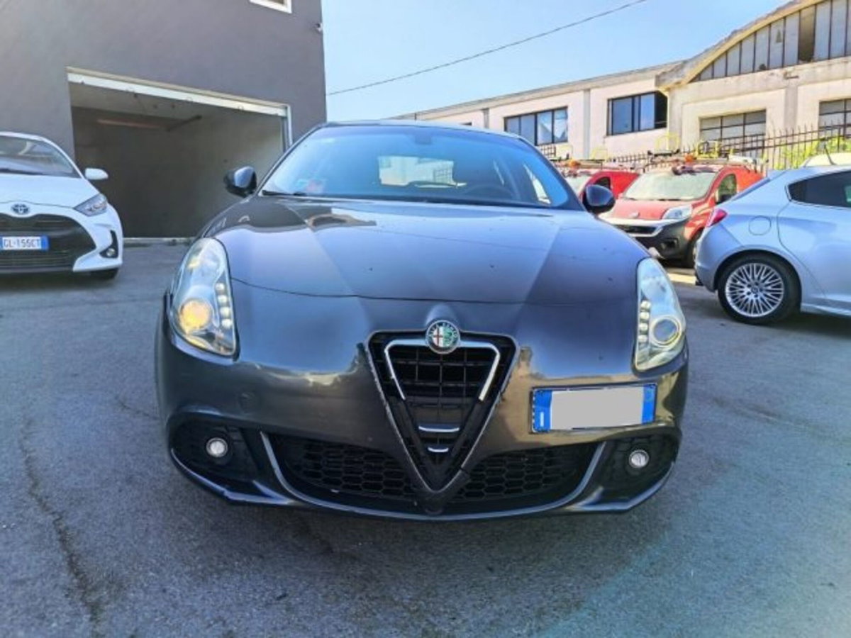 Alfa Romeo Giulietta 2.0 JTDm-2 Exclusive 140cv (3)