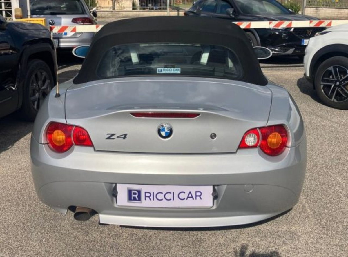 BMW Z4 Cabrio Z4 2.0i cat Roadster (4)