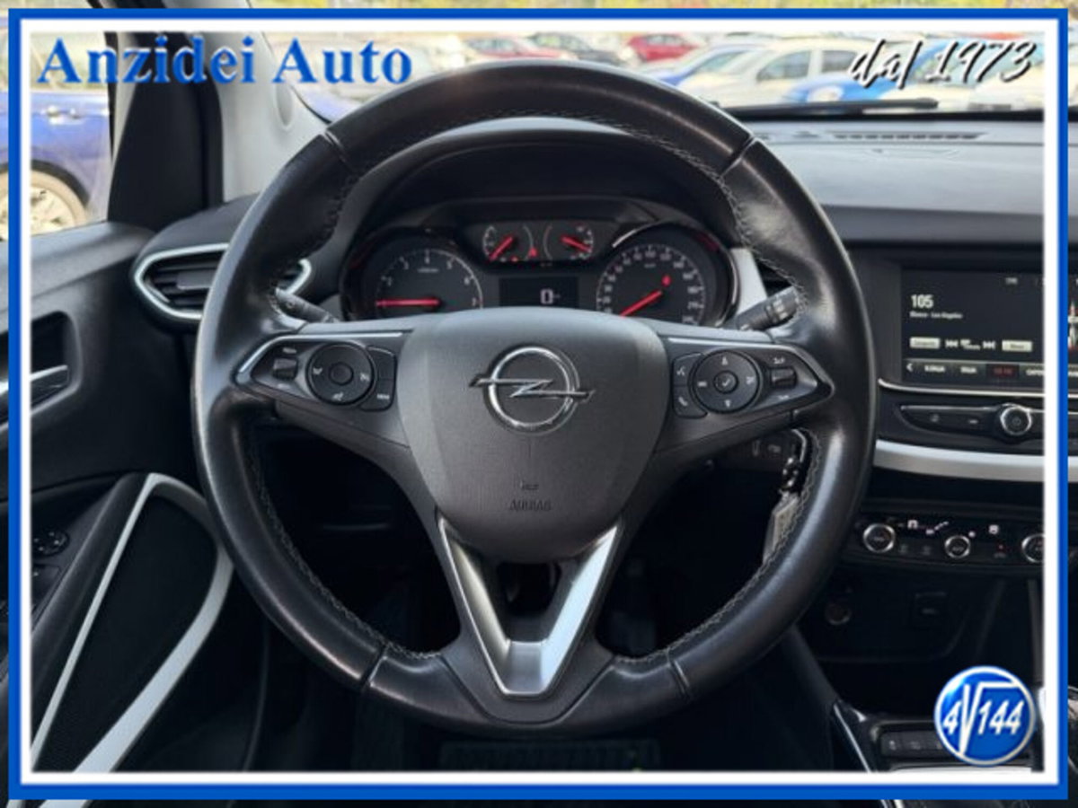 Opel Crossland 1.2 12V Start&Stop Design & Tech (11)