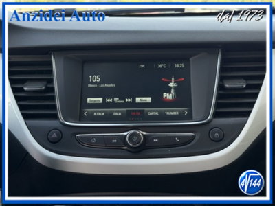 Opel Crossland 1.2 12V Start&Stop Design & Tech (13)