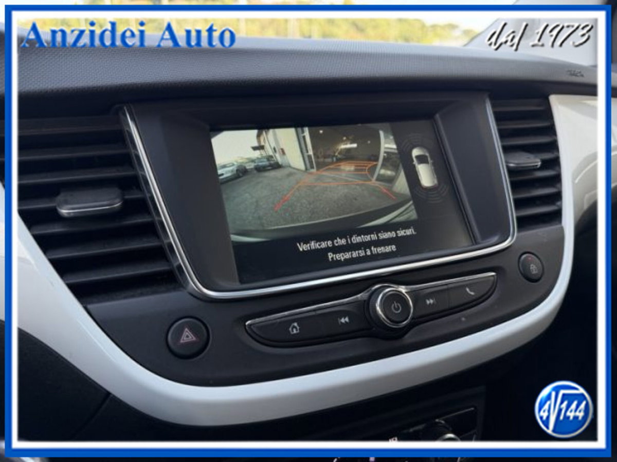 Opel Crossland 1.2 12V Start&Stop Design & Tech (16)