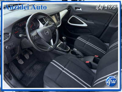 Opel Crossland 1.2 12V Start&Stop Design & Tech (19)