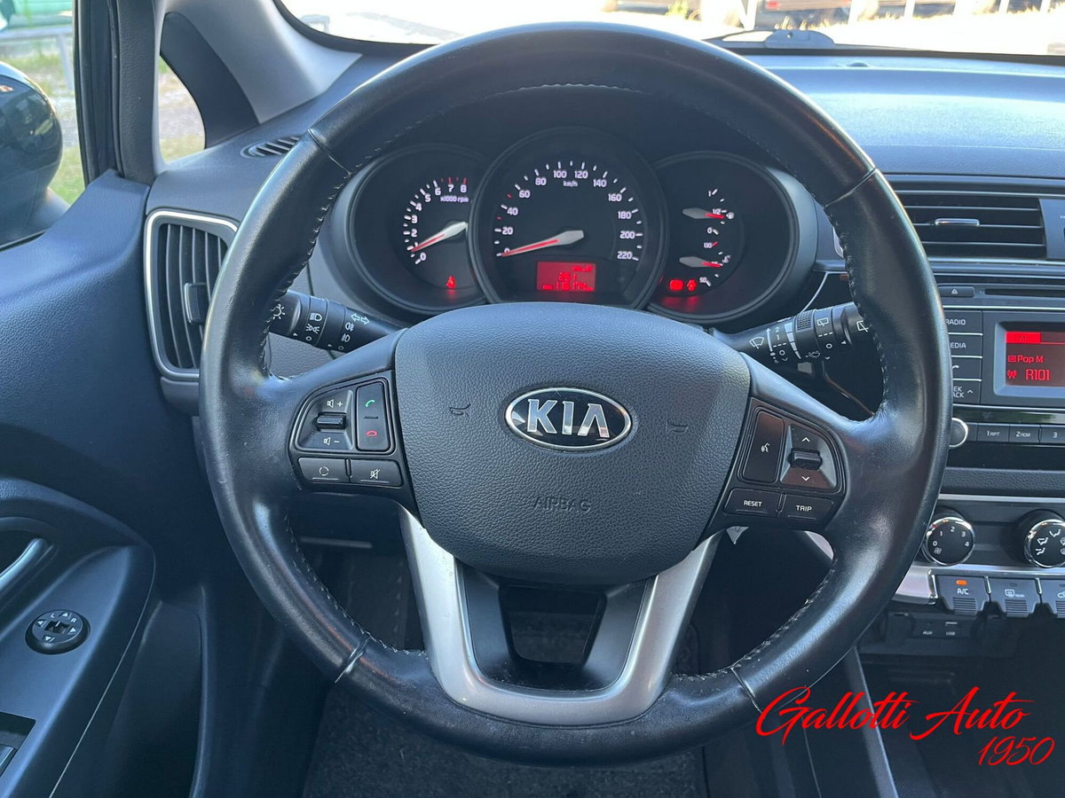 Kia Rio 1.2 CVVT 5p. Cool (11)