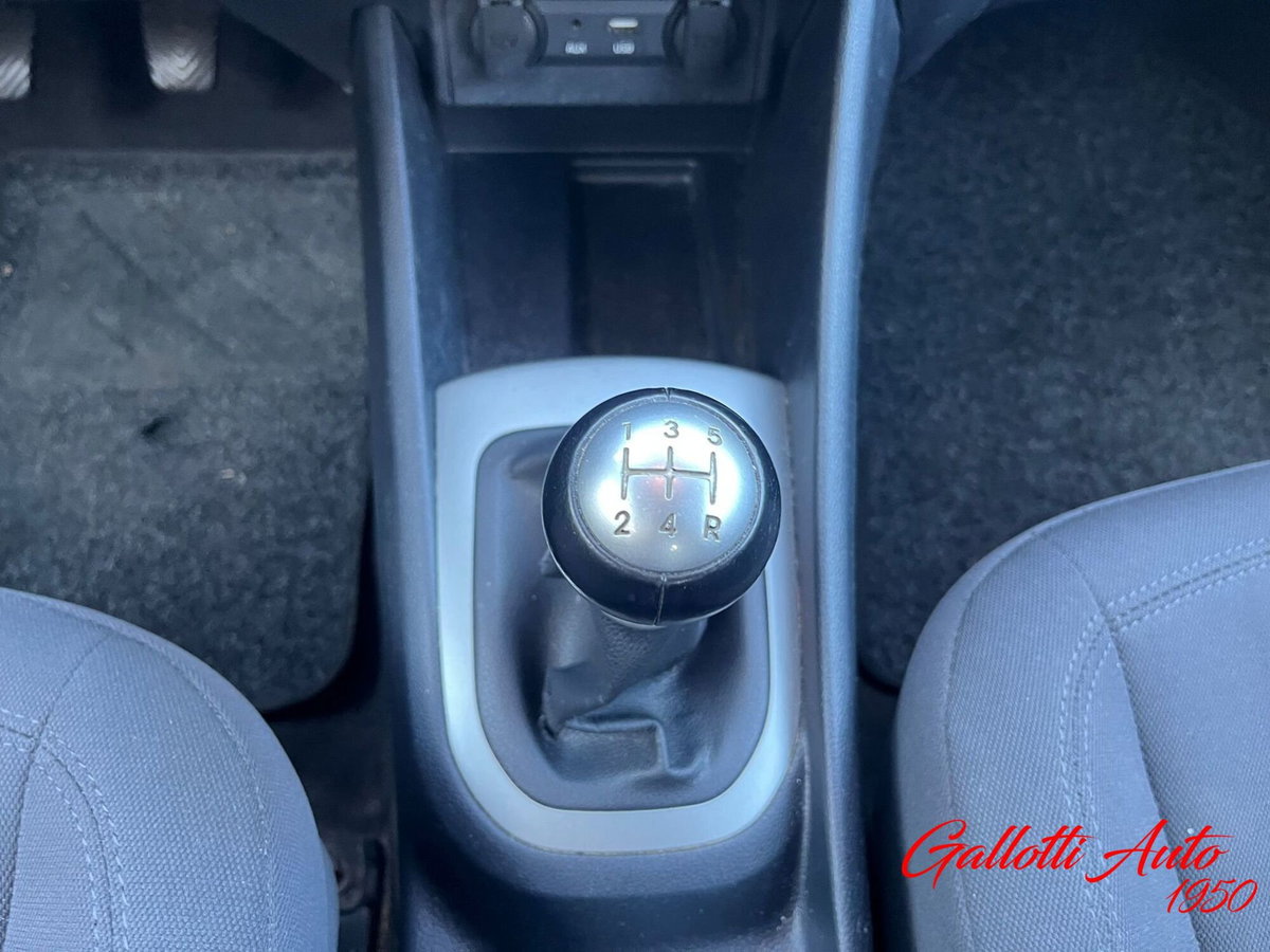 Kia Rio 1.2 CVVT 5p. Cool (13)