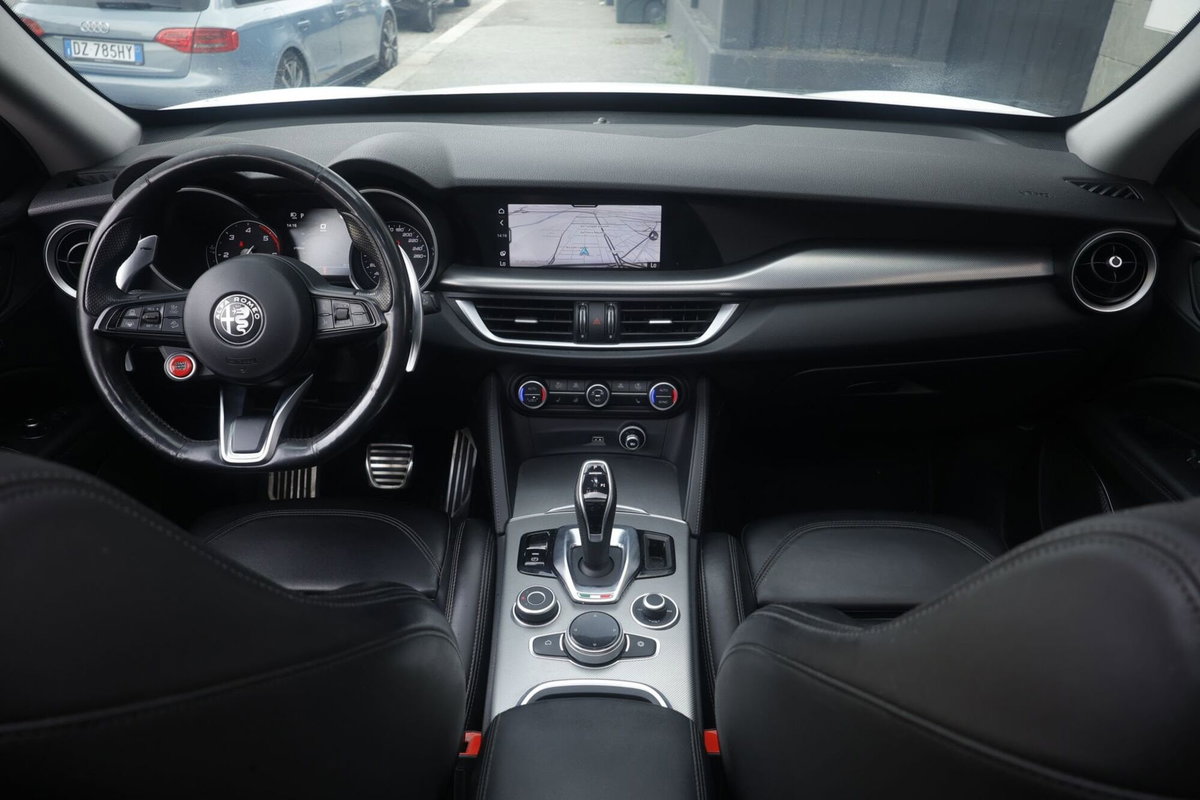 Alfa Romeo Stelvio Stelvio 2.2 Turbodiesel 210 CV AT8 Q4 Veloce (3)