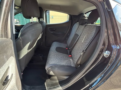 Lancia Ypsilon 1.0 FireFly 5 porte S&S Hybrid Silver Plus (12)