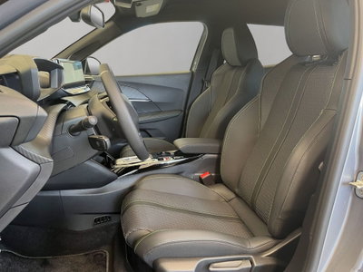 Peugeot 2008 1.2 hybrid GT 145cv e-dcs6 (11)