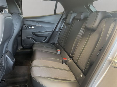 Peugeot 2008 1.2 hybrid GT 145cv e-dcs6 (12)