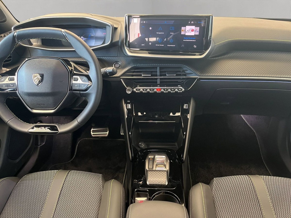 Peugeot 2008 1.2 hybrid GT 145cv e-dcs6 (16)