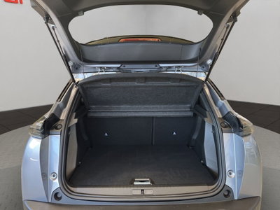 Peugeot 2008 1.2 hybrid GT 145cv e-dcs6 (7)