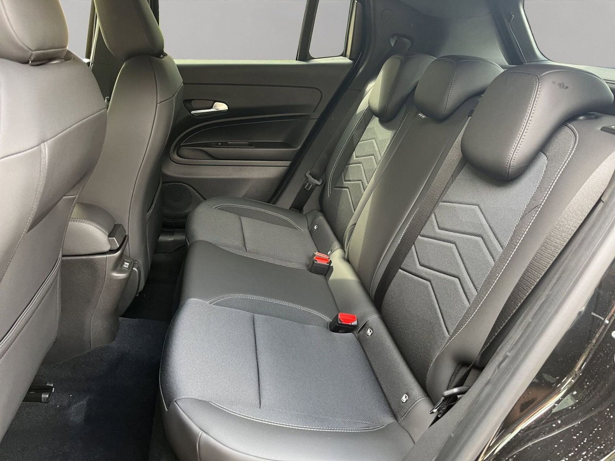 Jeep Avenger 1.2 turbo e-hybrid mhev Summit fwd 110cv edct6 (12)