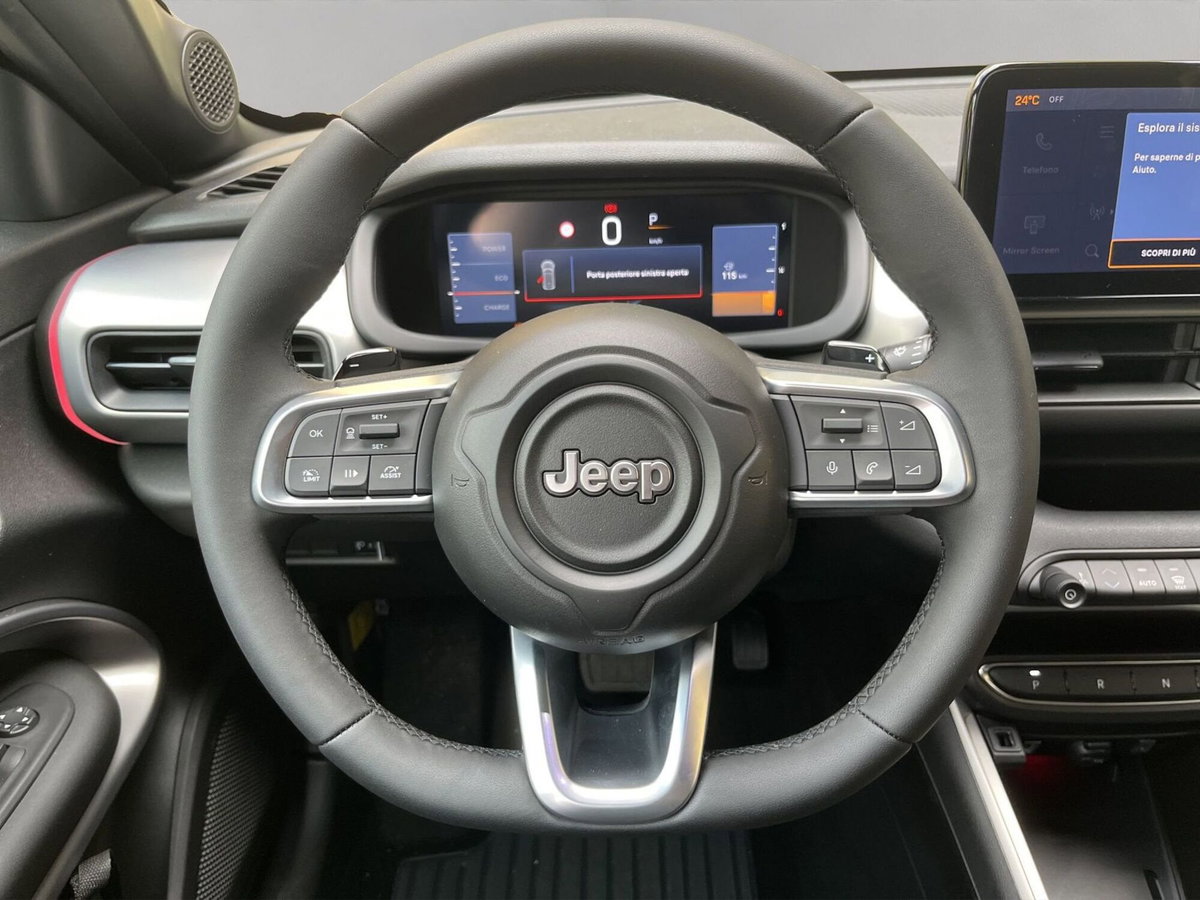 Jeep Avenger 1.2 turbo e-hybrid mhev Summit fwd 110cv edct6 (13)