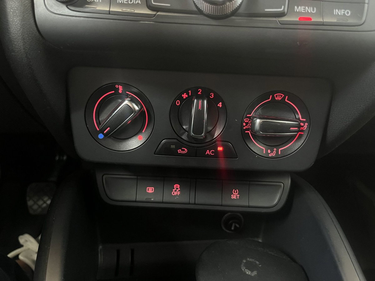 Audi A1 Sportback 1.4 TDI (12)