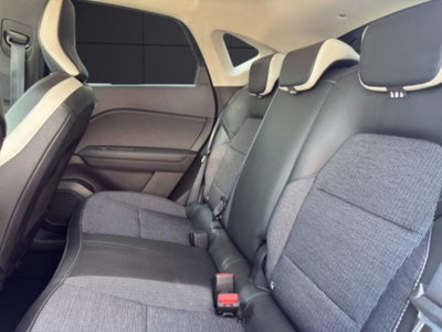 Renault Captur Full Hybrid E-Tech 145 CV Intens (13)