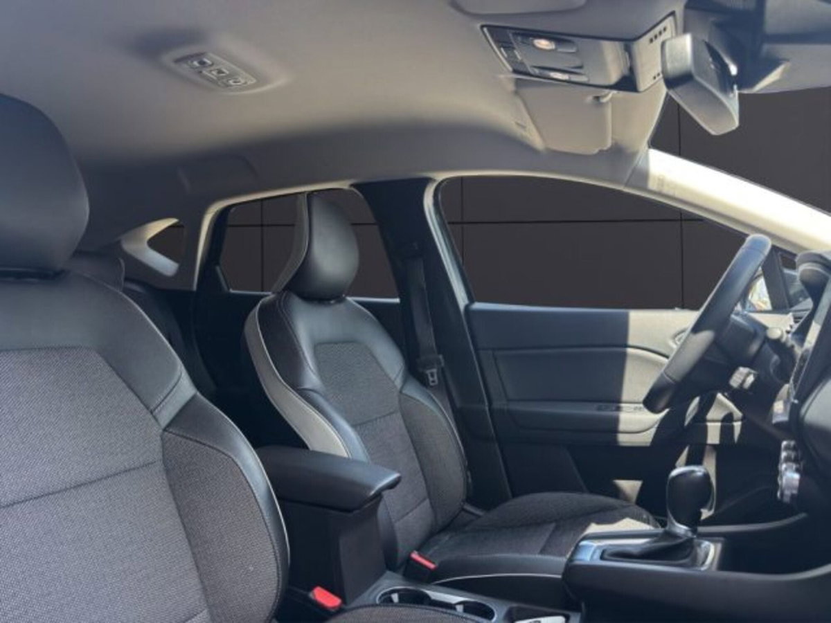 Renault Captur Full Hybrid E-Tech 145 CV Intens (18)