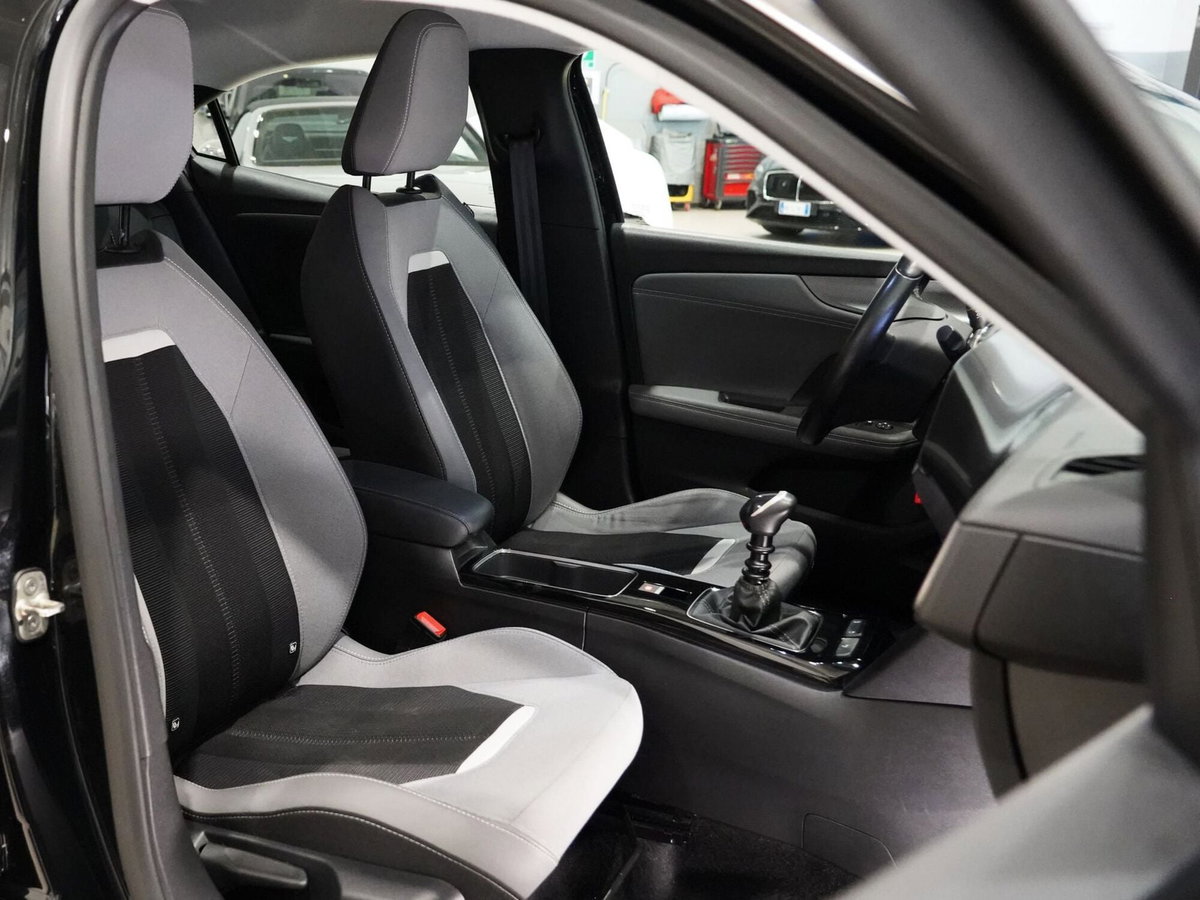 Opel Mokka-e Elegance (11)