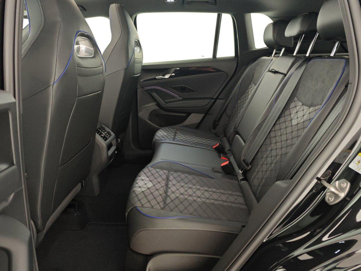 Volkswagen Tiguan 2.0 tdi R-Line 4motion 193cv dsg (12)