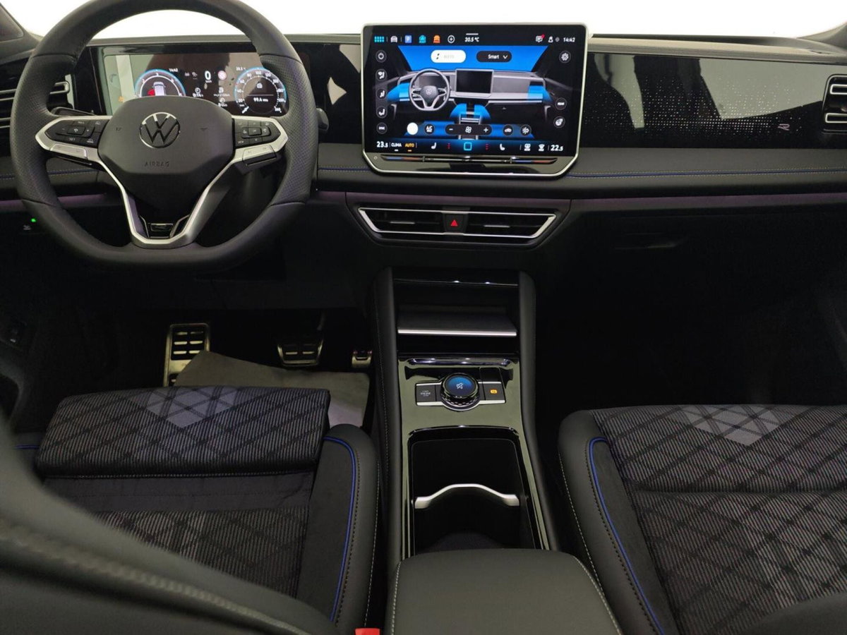 Volkswagen Tiguan 2.0 tdi R-Line 4motion 193cv dsg (20)