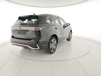 Volkswagen Tiguan 2.0 tdi R-Line 4motion 193cv dsg (6)
